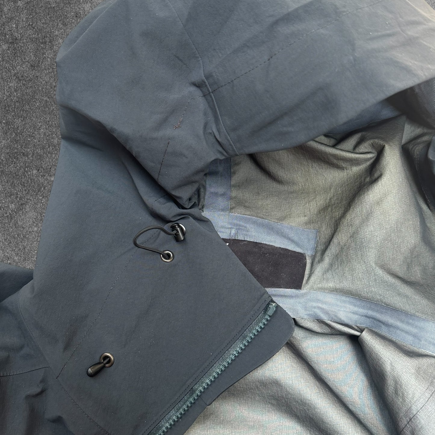 Arc'teryx Theta SV Gore-Tex Jacket Size Large RRP £700