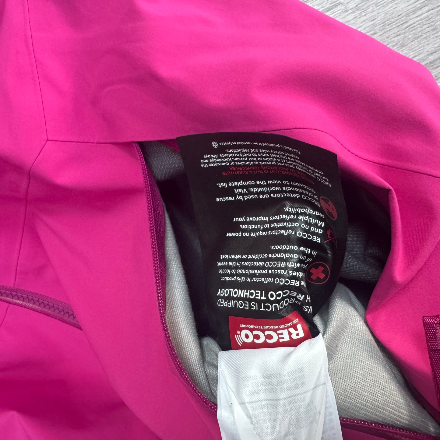 Arc’teryx Sentinal Goretex Ski Jacket Hot Pink Women’s Size Large RRP £600+