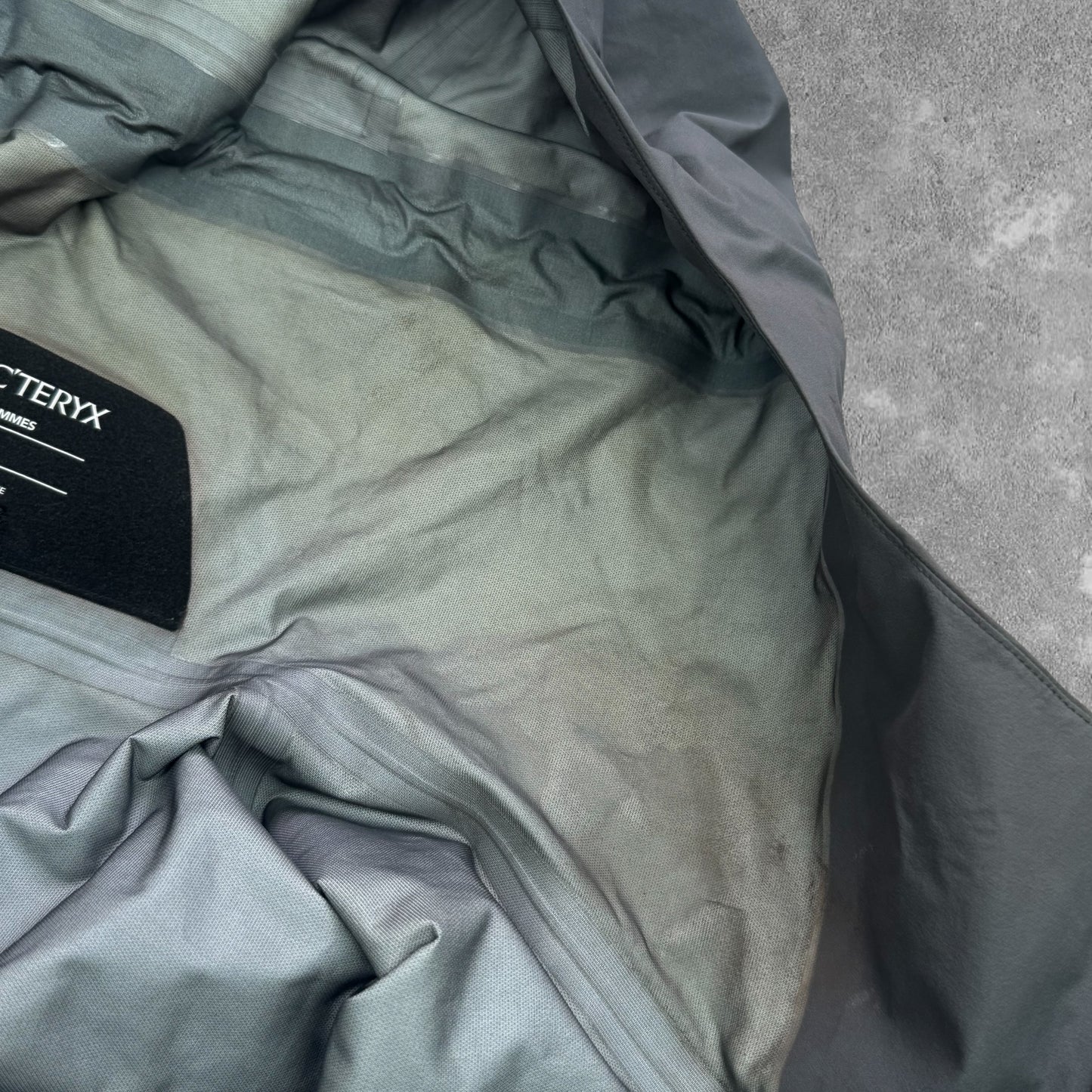 Arc'teryx Beta Gore-Tex Jacket Men's XL Grey 2021 RRP £400