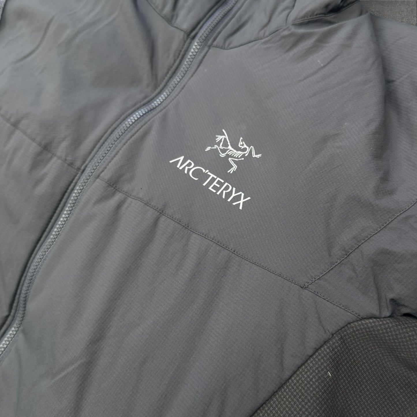 Arc’teryx Atom LT Hoody Grey Reflective Logo Size Medium RRP £260+
