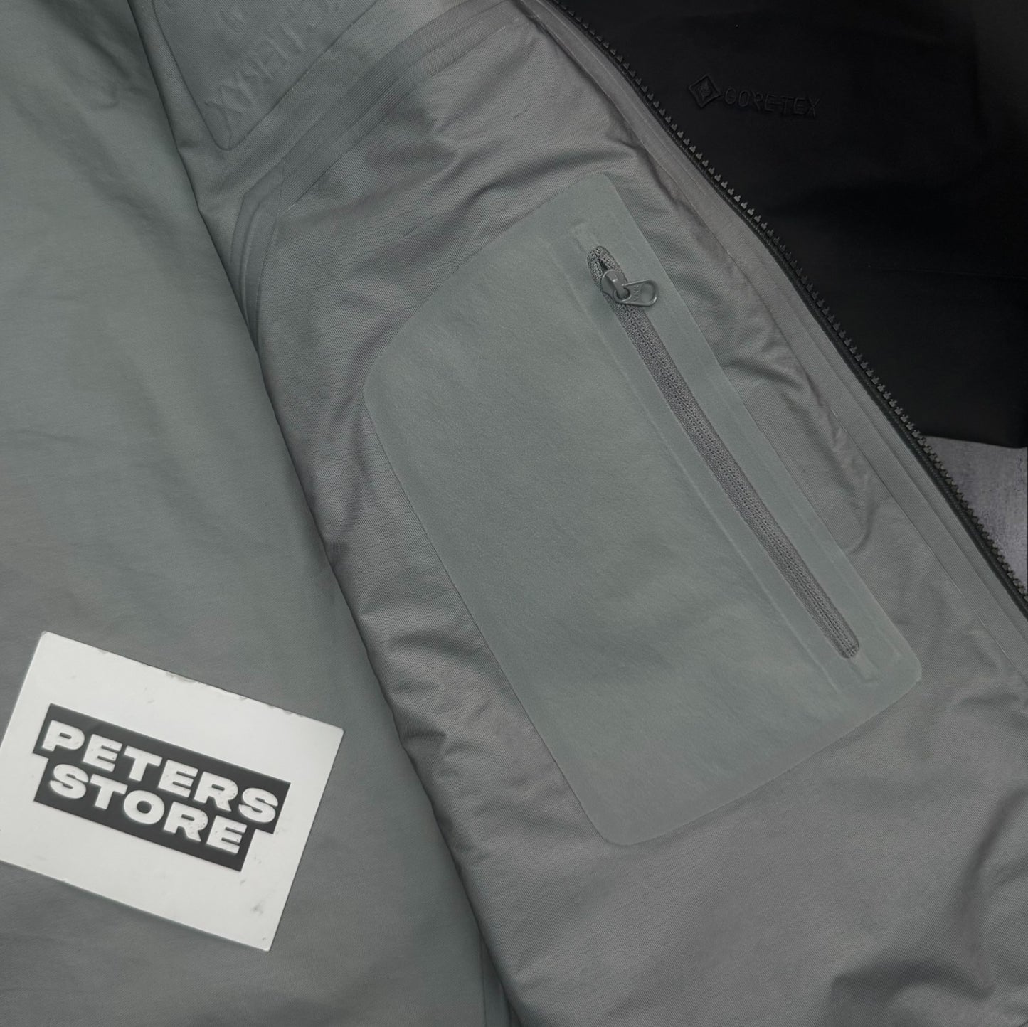 Arc black beta 2023 Goretex jacket men’s medium - sold