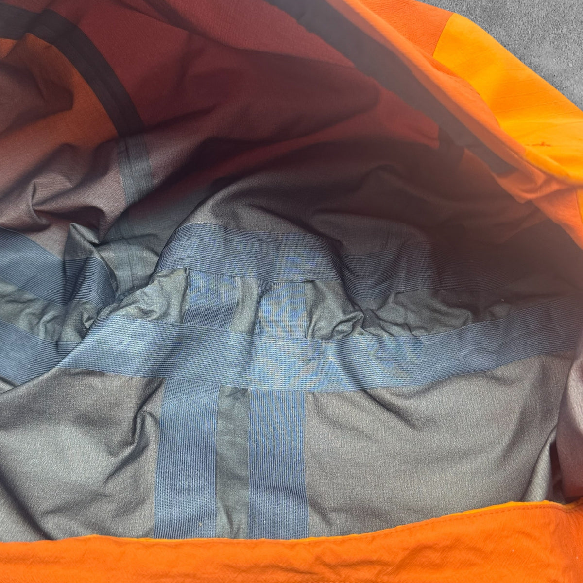 Vintage Arc'teryx Beta AR Large Blaze Gore-Tex Pro RRP £650