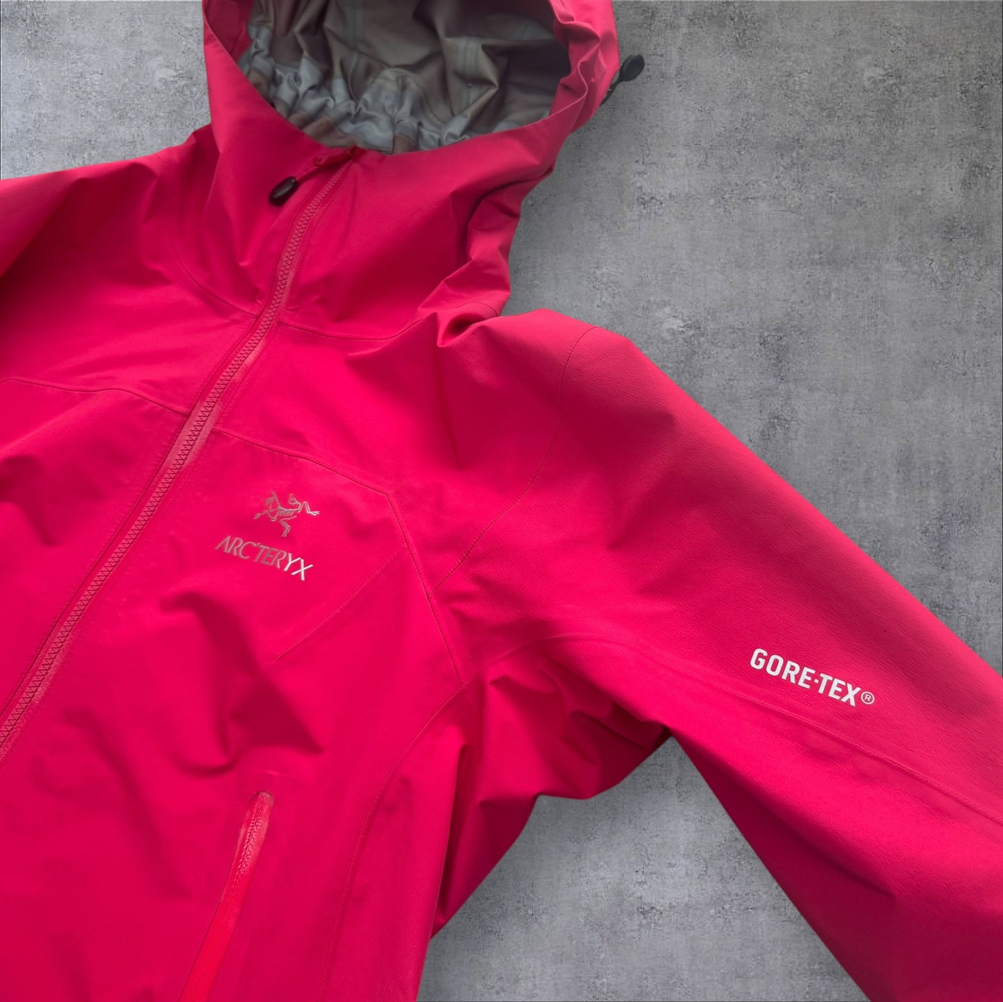 Arc’teryx Zeta LT Goretex Jacket Pink Women’s Small RRP £400+