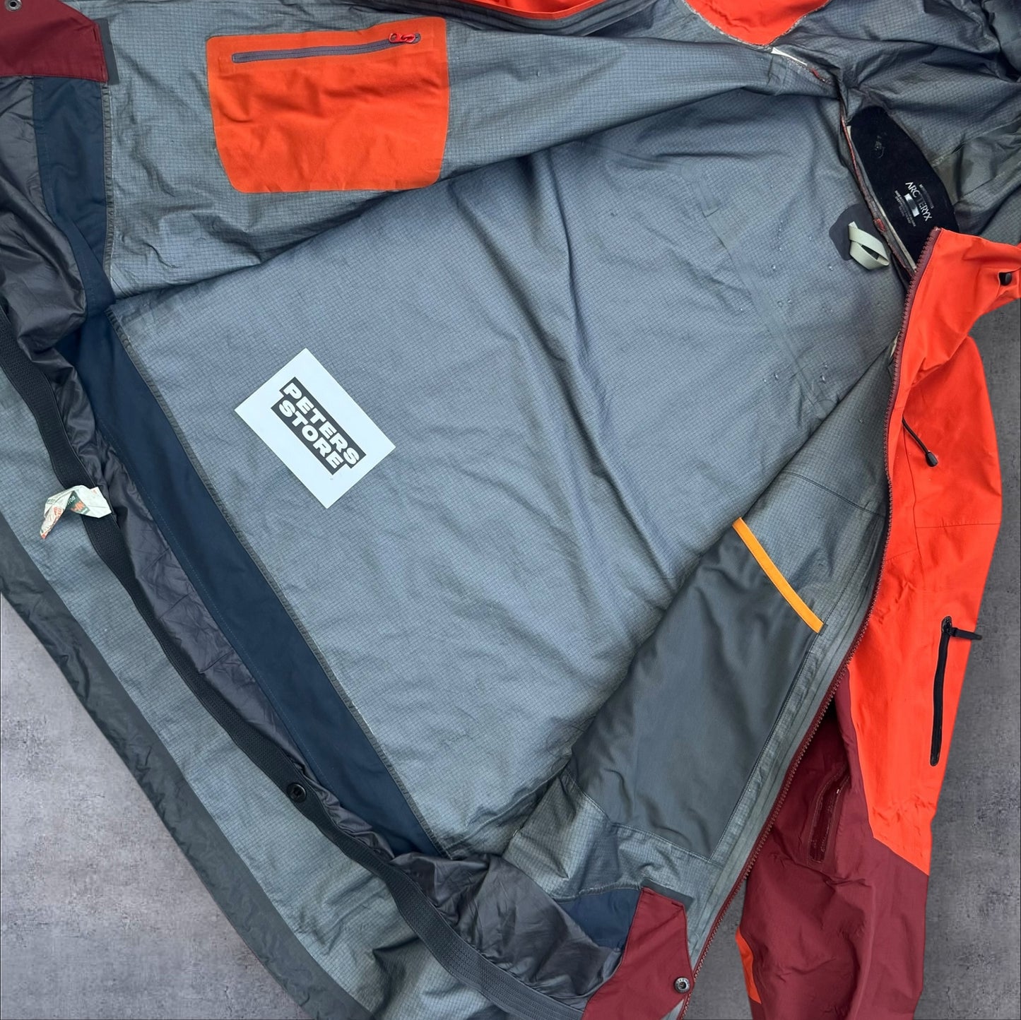 Arc’teryx Rush Jacket Men’s Medium Red Goretex RRP £600+