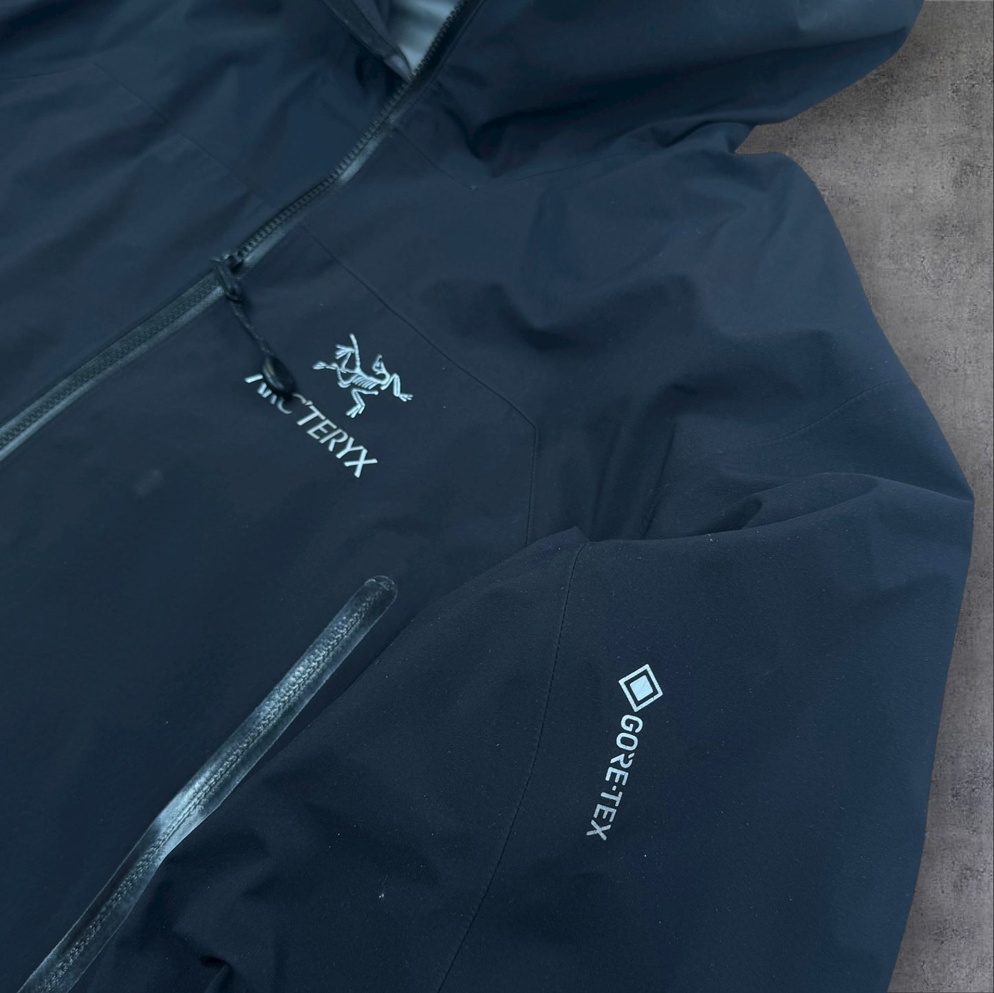Arc’teryx Zeta AR Jacket Black Size Medium RRP £500+