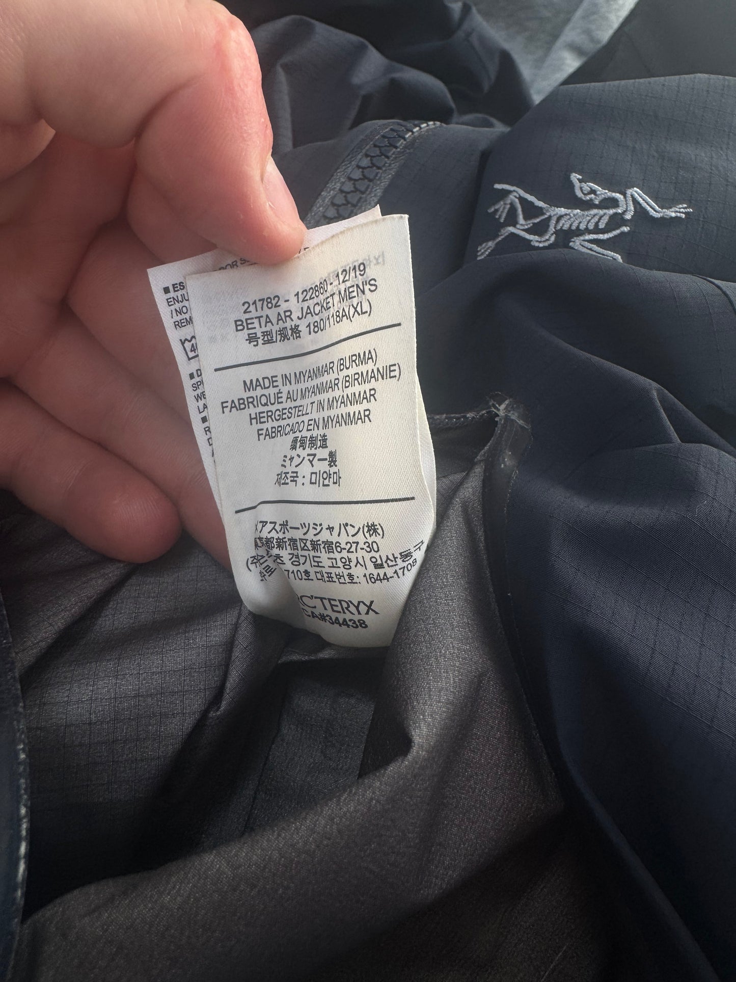 Arc'teryx Beta AR Gore-Tex Pro Jacket Men's XL Navy RRP £650