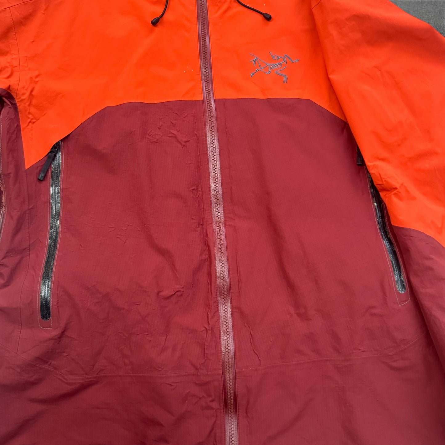 Arc’teryx Rush Jacket Men’s Medium Red Goretex RRP £600+