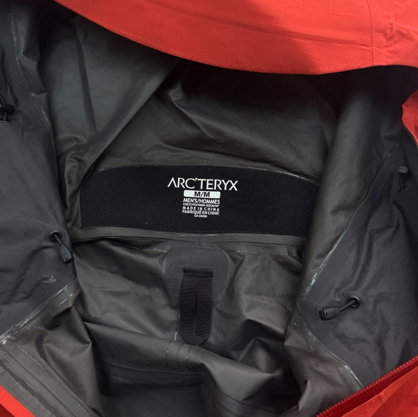 Arcteryx Beta SL Orange Goretex Jacket Medium RRP £450