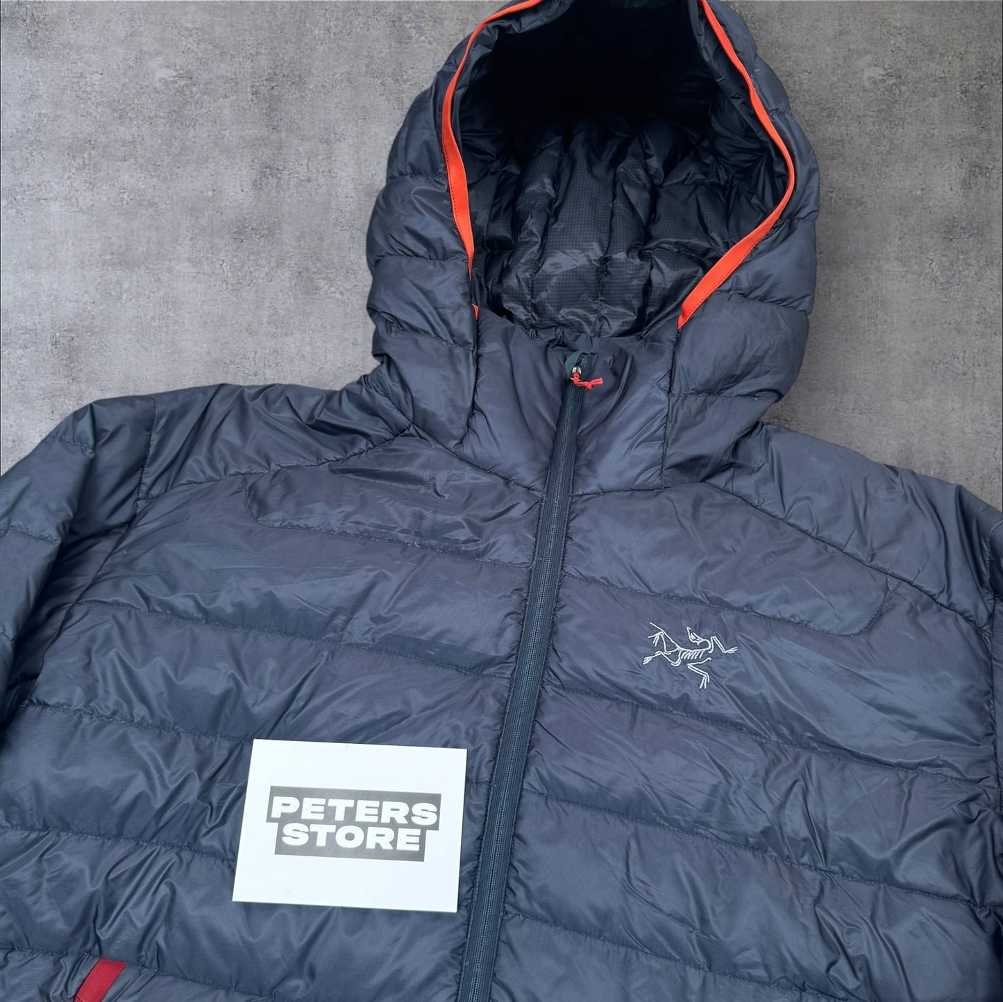 Arc’teryx Cerium LT Hoody Navy Large RRP £300+