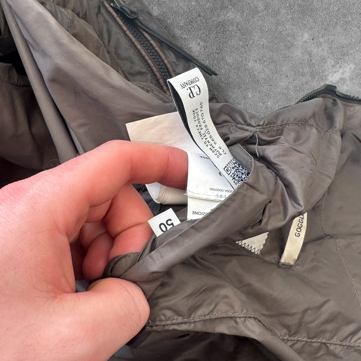 CP Company DD Down Goggle Puffer Jacket Size Large RRP £800