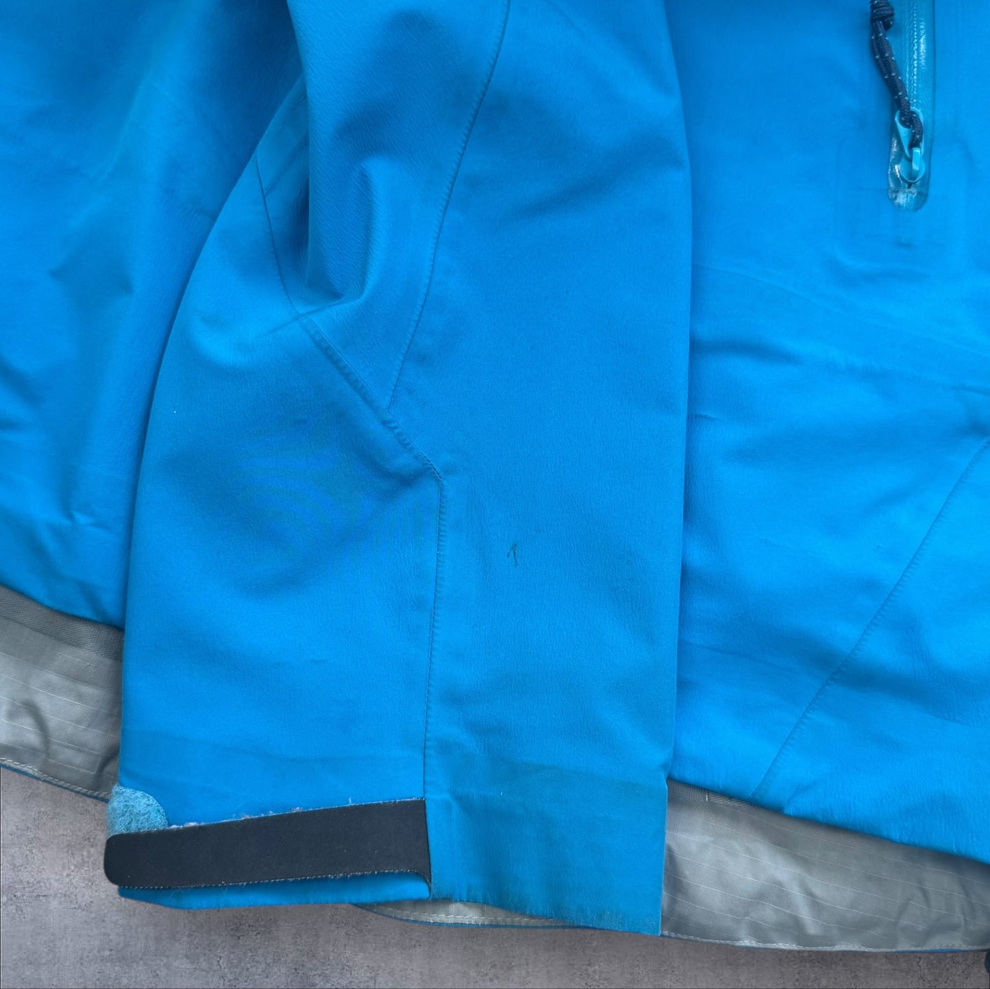 Arc’teryx Zeta LT Jacket Women’s Medium Goretex RRP £450+