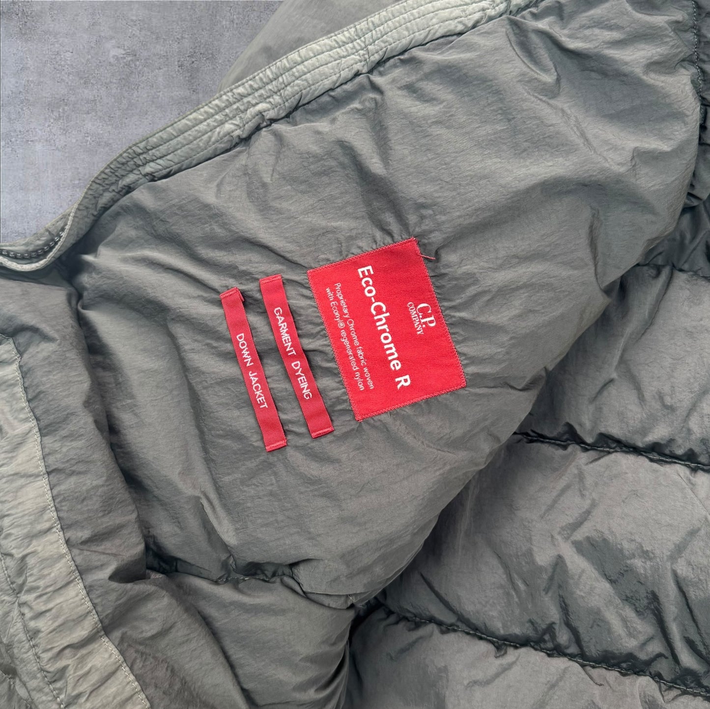 CP Company Eco-Chrome R Puffer Jacket Size Large RRP £650+