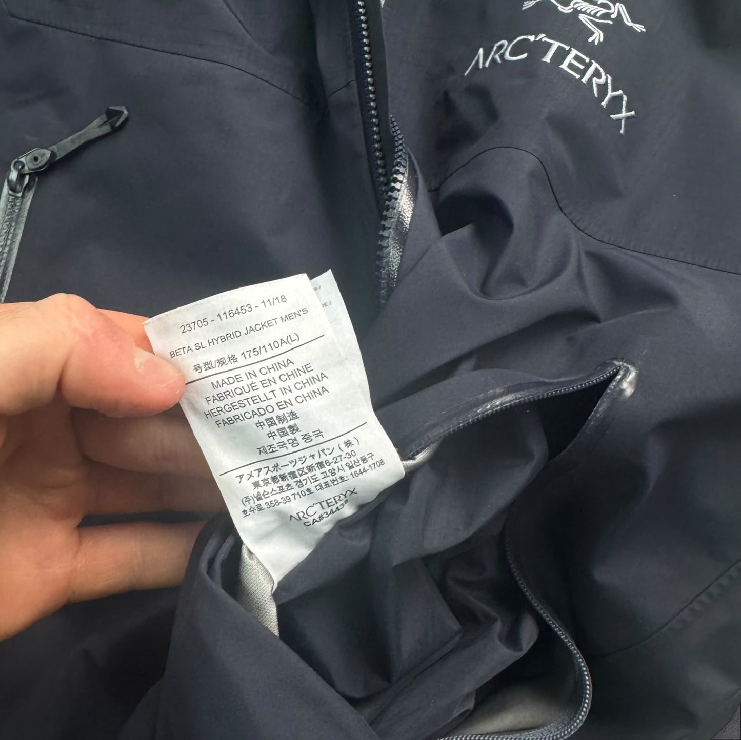 Arc’teryx Beta SL Hybrid Jacket Navy Large RRP £550+