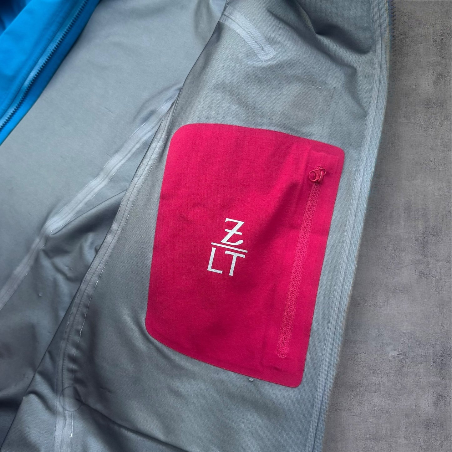 Arc’teryx Zeta LT Jacket Women’s Medium Goretex RRP £450+