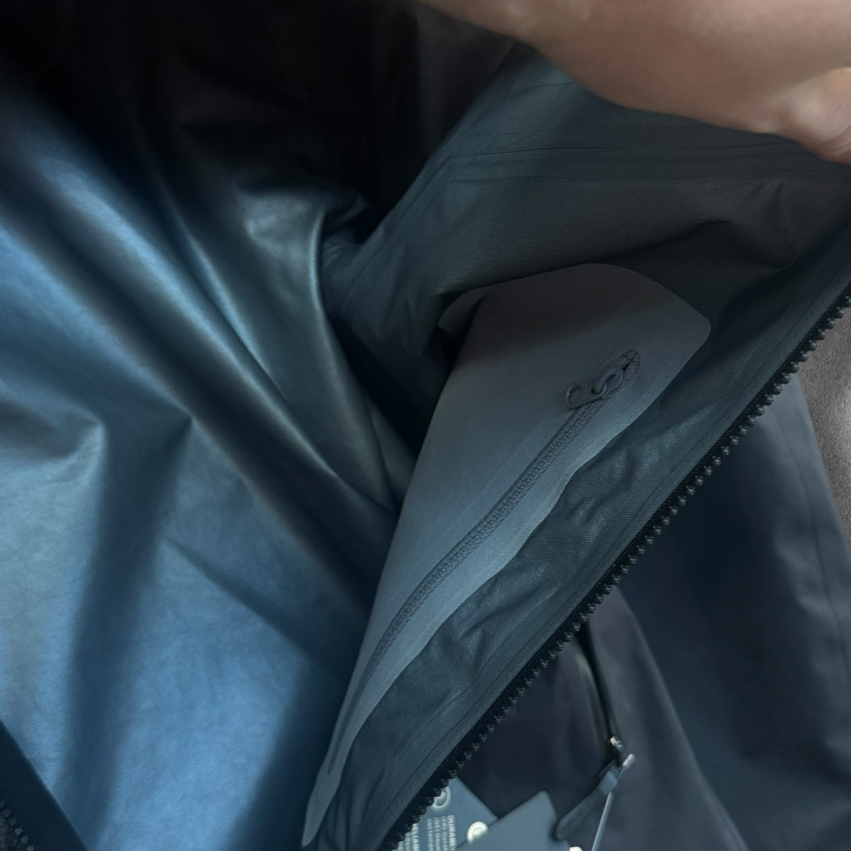 Arc'teryx Beta Medium Black 2024 Brand New With Tags RRP £400