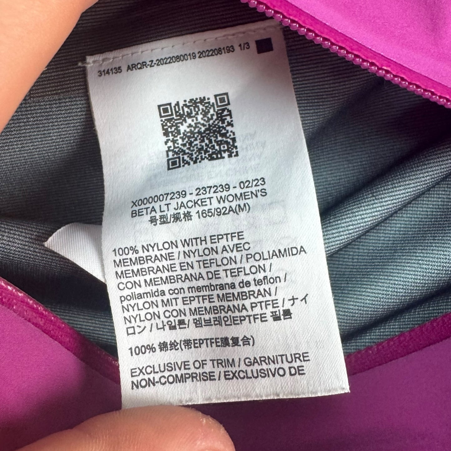 Arc’teryx Beta LT Goretex Jacket Magenta Pink Size Large RRP £425+