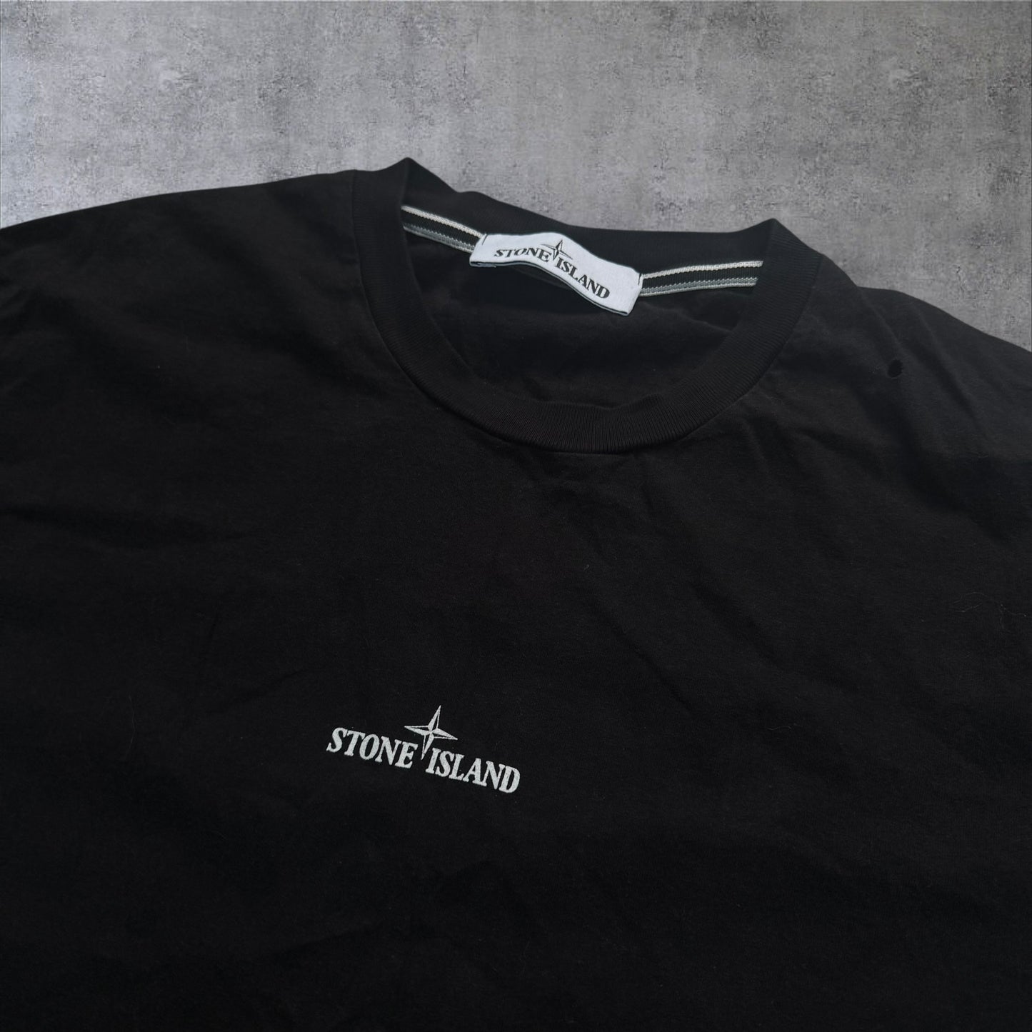 Stone Island T-Shirt Black Back Graphic Size Small RRP £200+