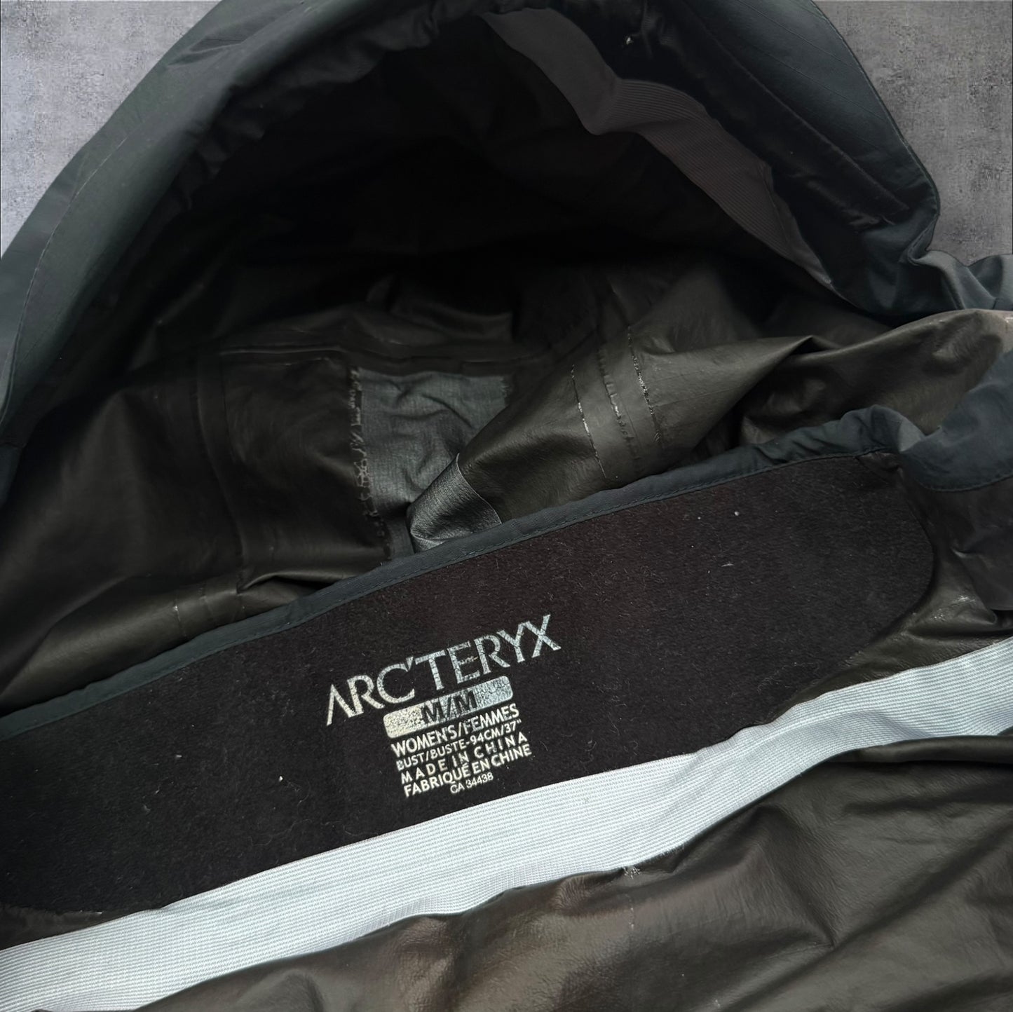 Arc’teryx Womens Goretex Jacket Medium RRP £350