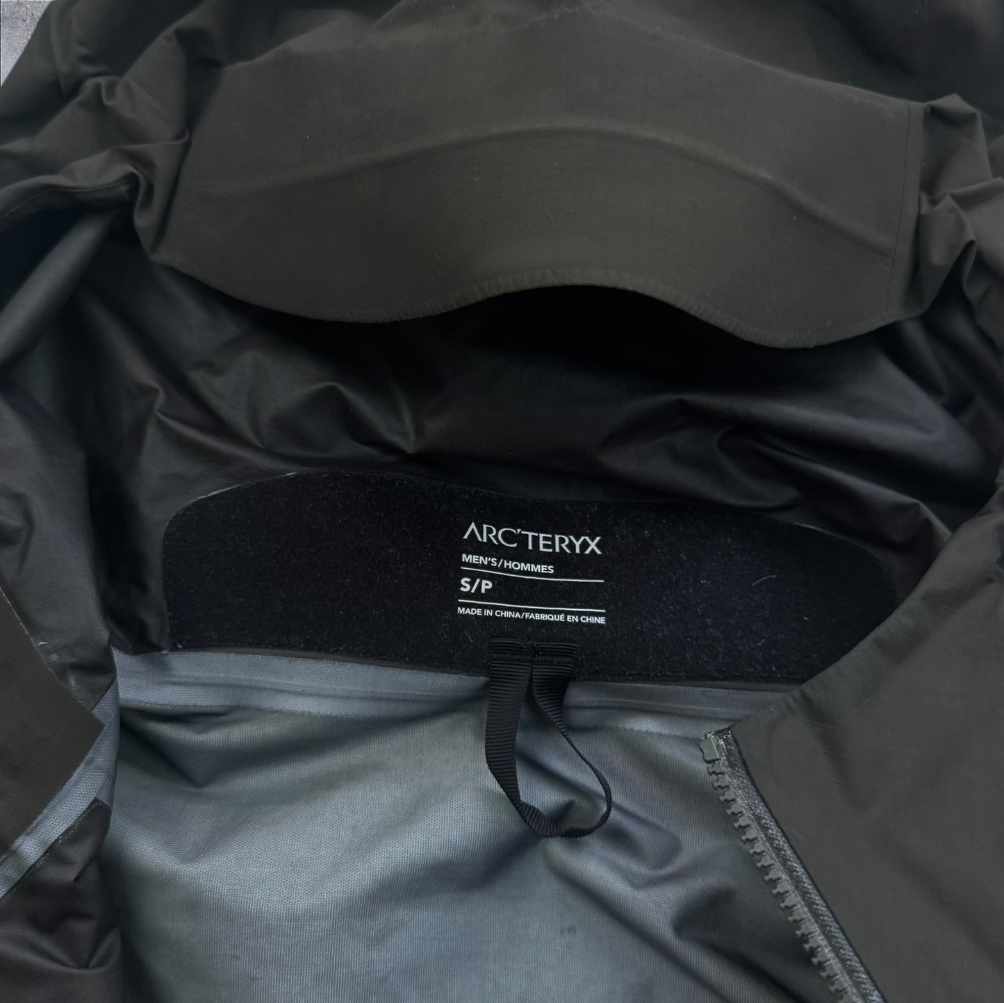 Arc’teryx Beta SL Hybrid Khaki Green Jacket Men’s Small Goretex RRP £400+