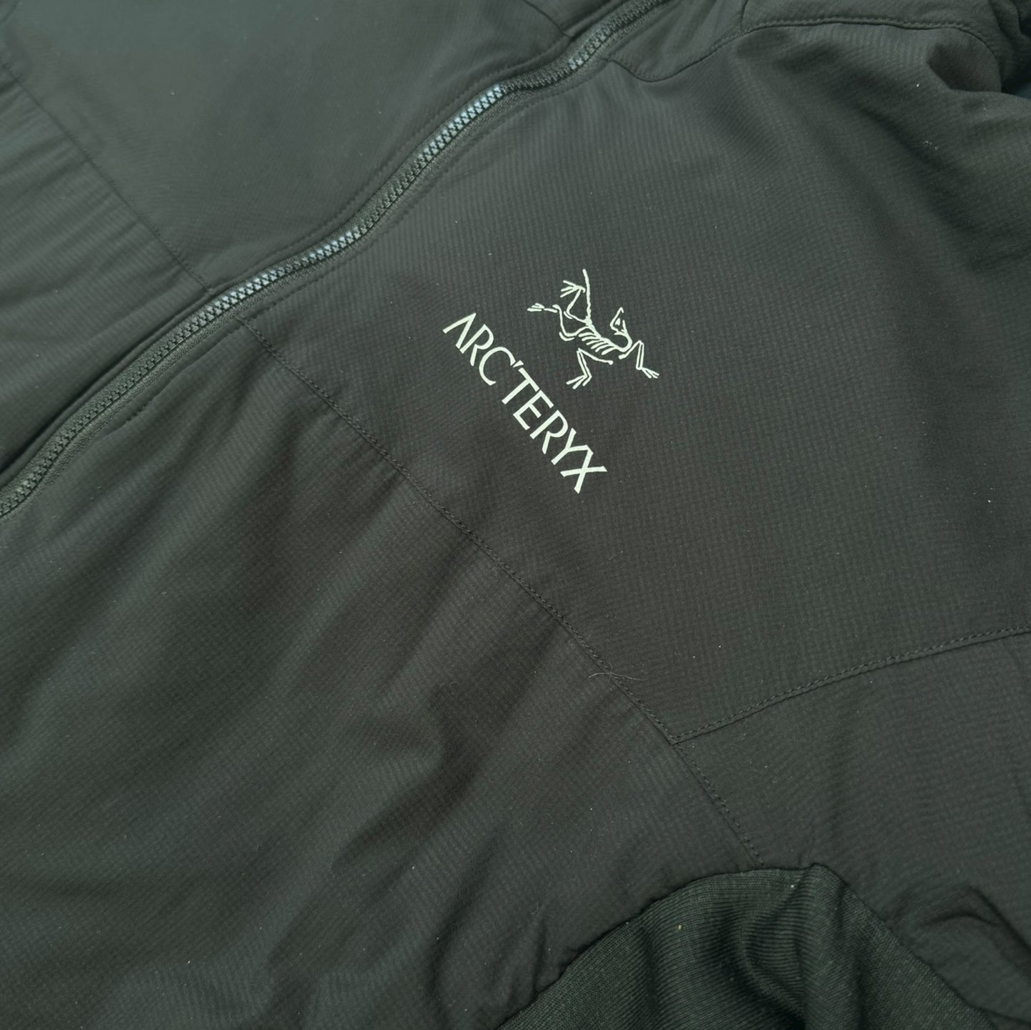 Arc’teryx Atom LT Hoody Black Size Large RRP £260+