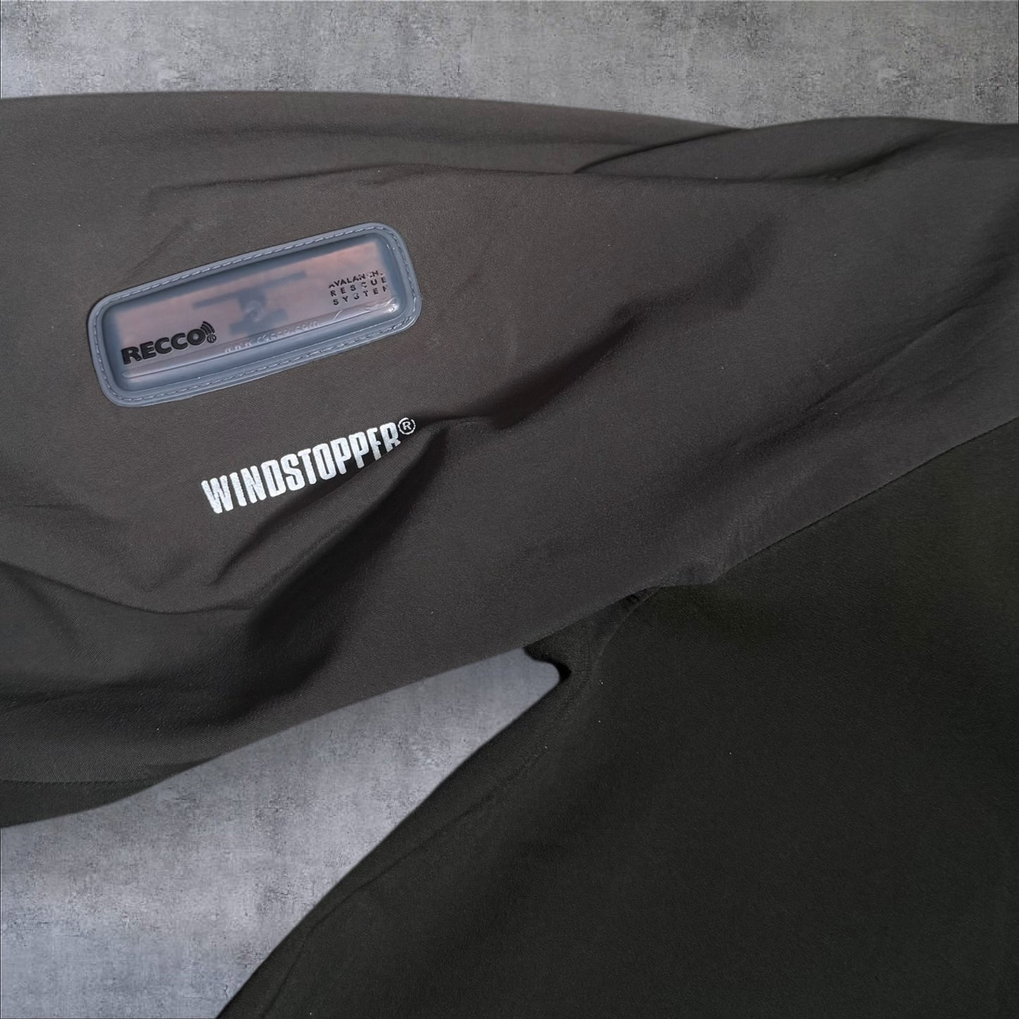 Arc’teryx Khaki Windstopper Jacket Medium RRP £350+