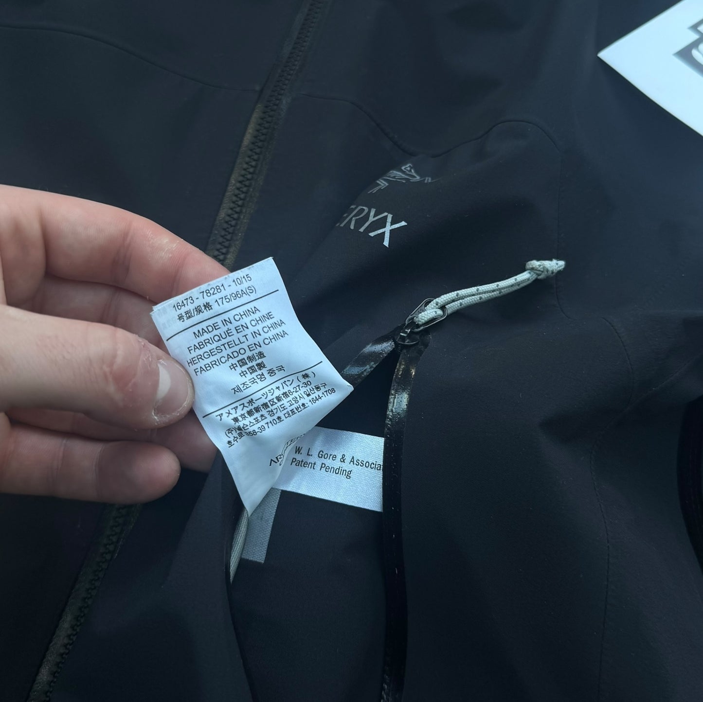 Arc’teryx Zeta AR Jacket Men’s Small Goretex Black RRP £500+