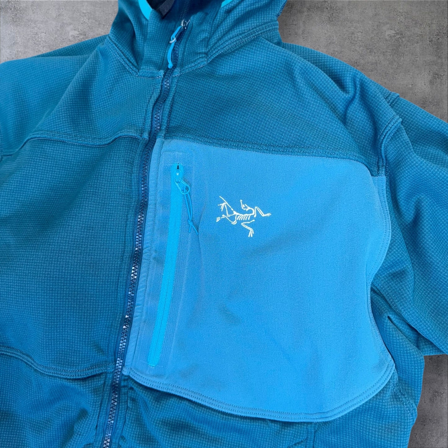 Arc’teryx Balaclava Hooded Fleece Blue Reflective Logo Size Medium RRP £200+