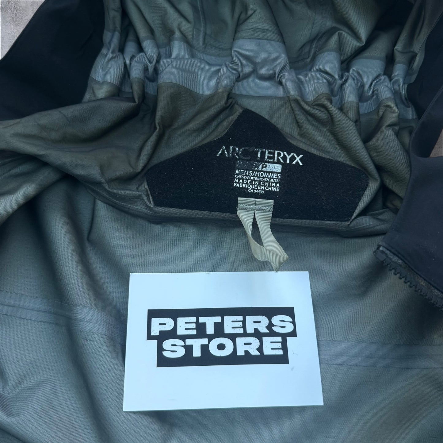 Arc’teryx Zeta AR Jacket Men’s Small Goretex Black RRP £500+