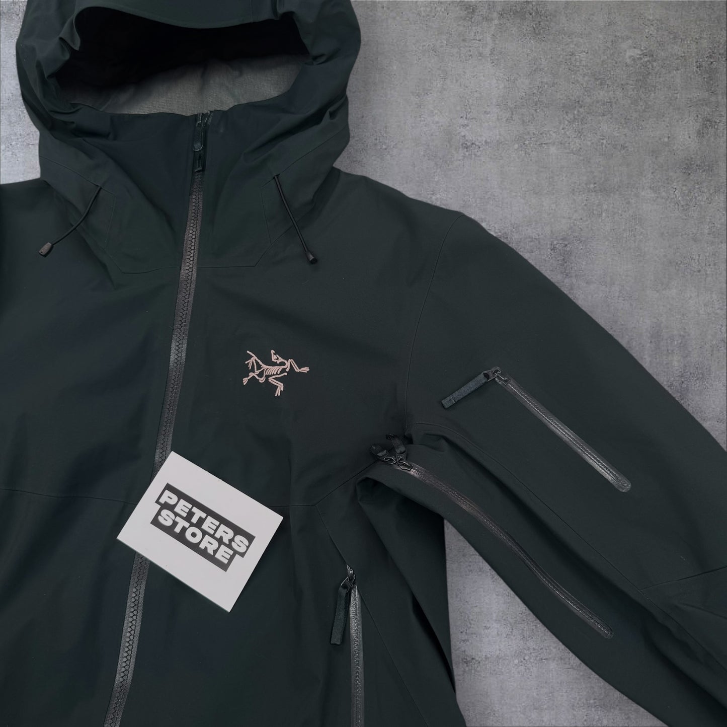 Arc’teryx Sentinel Jacket Women’s Large Black RRP £600+