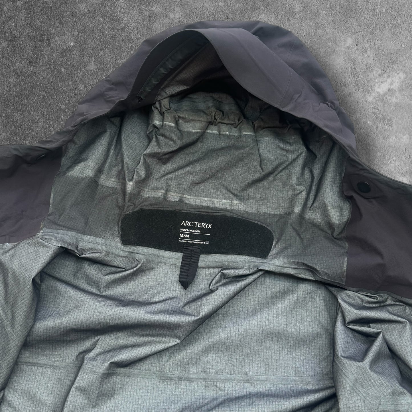 Arc'teryx Beta LT Gore-Tex Pro Medium Moondrop RRP £550