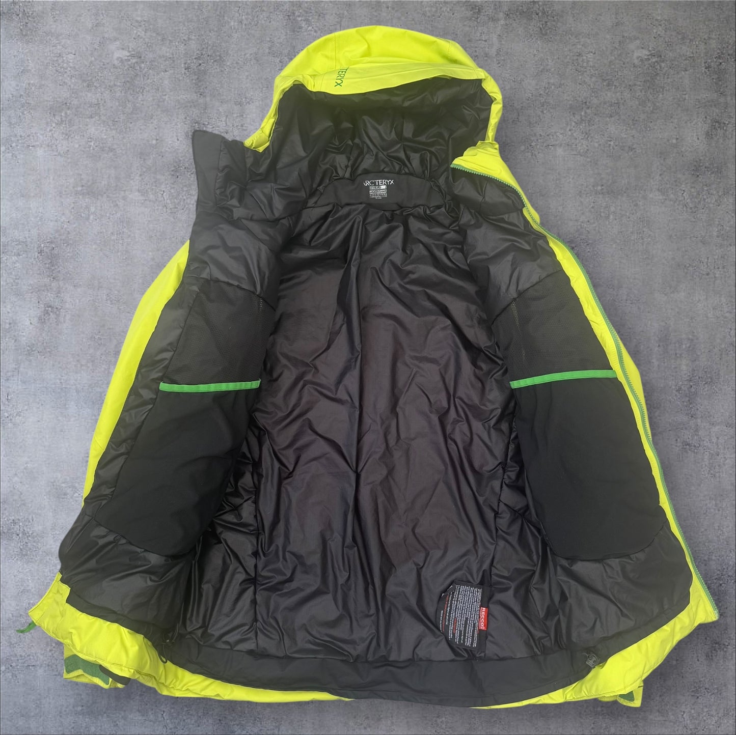Arc’teryx Insulated GORE-TEX Jacket Yellow Size Large RRP £600+