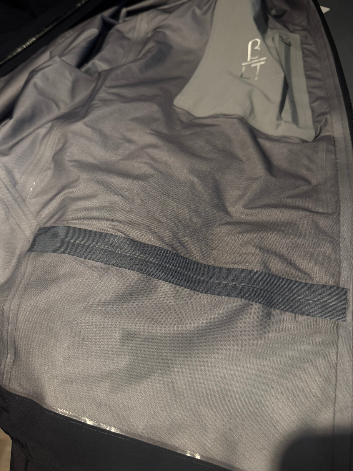 Arc'teryx Beta LT Gore-Tex Men's XL Black 2023 RRP £550