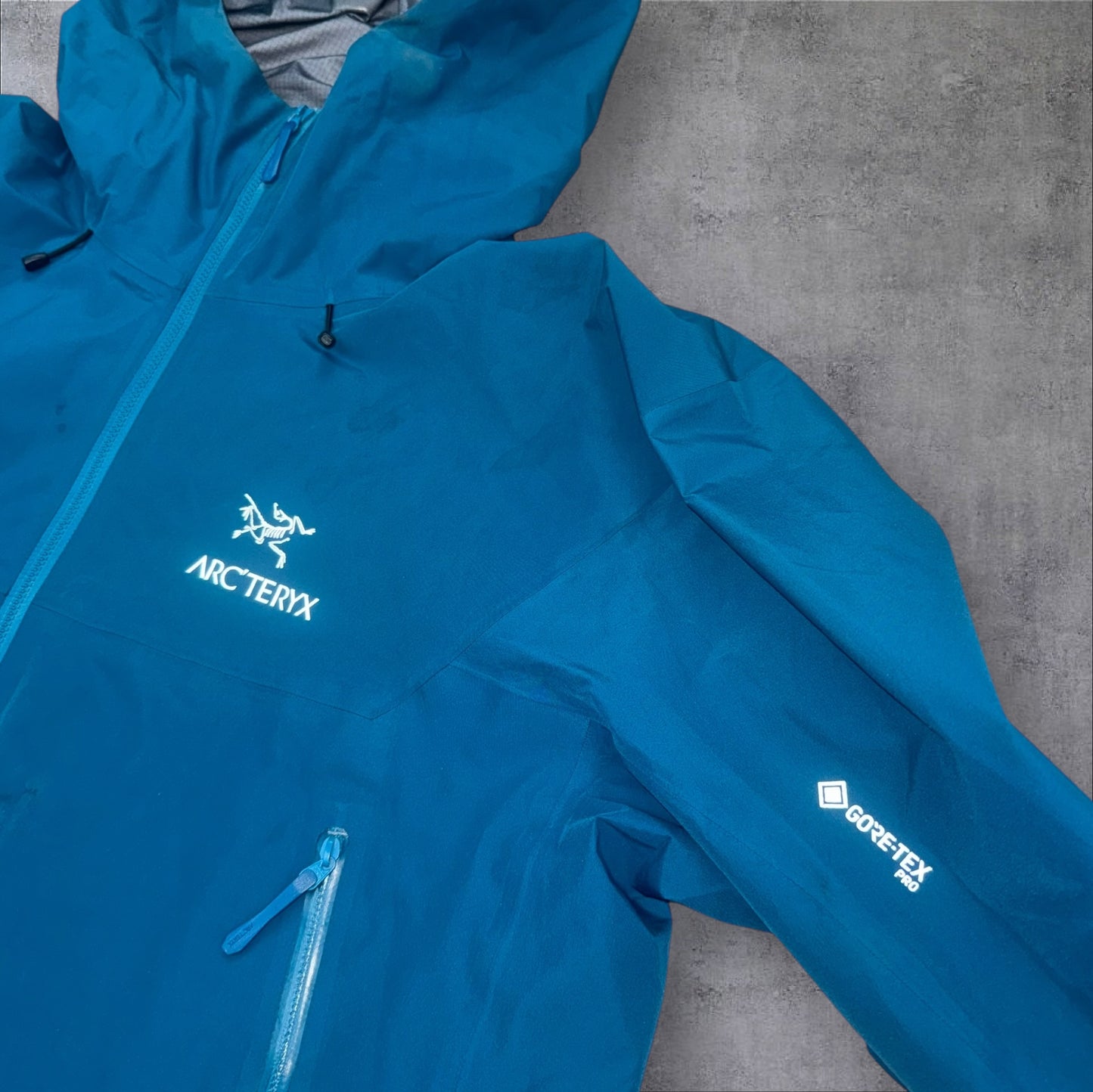 Arc’teryx Beta LT Jacket Men’s XL Blue Gore-Tex Pro RRP £500+
