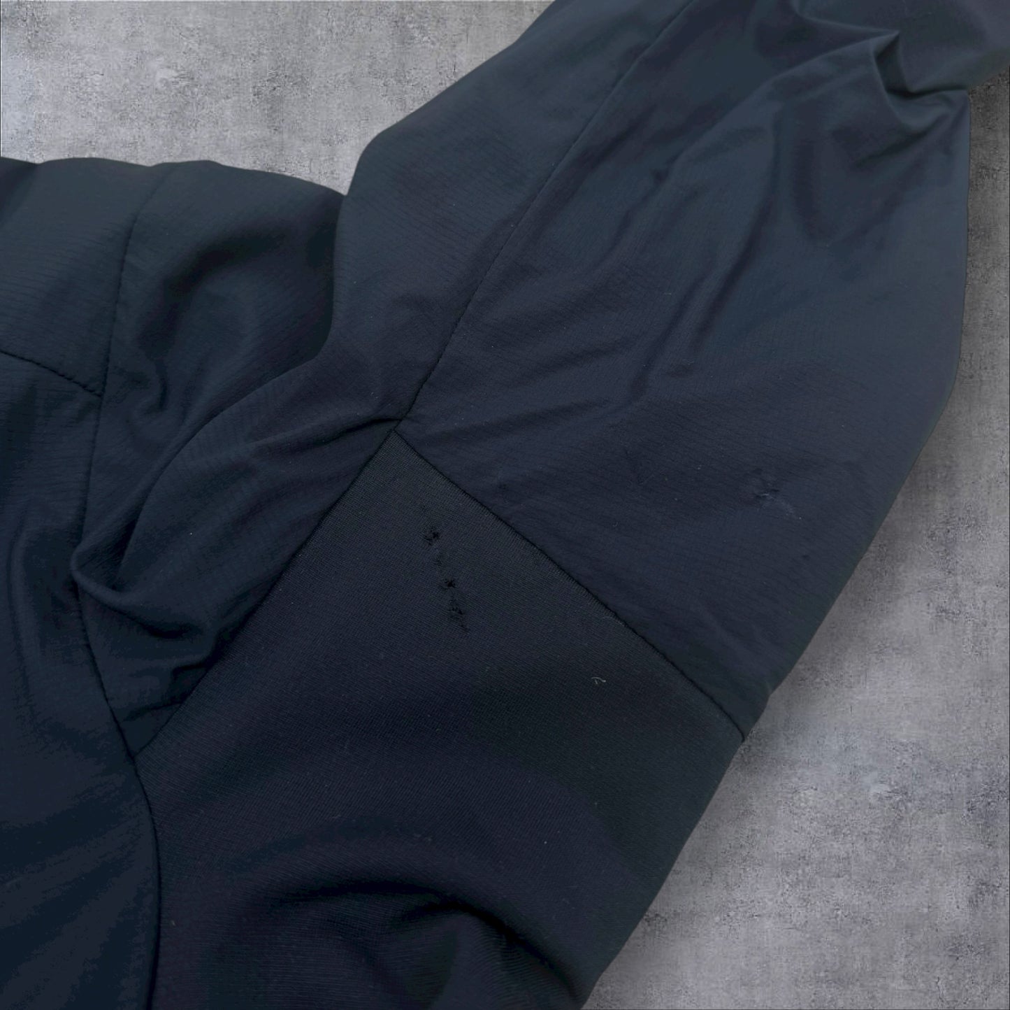 Arc’teryx Atom LT Hoody Navy Women’s Size Large RRP £260+