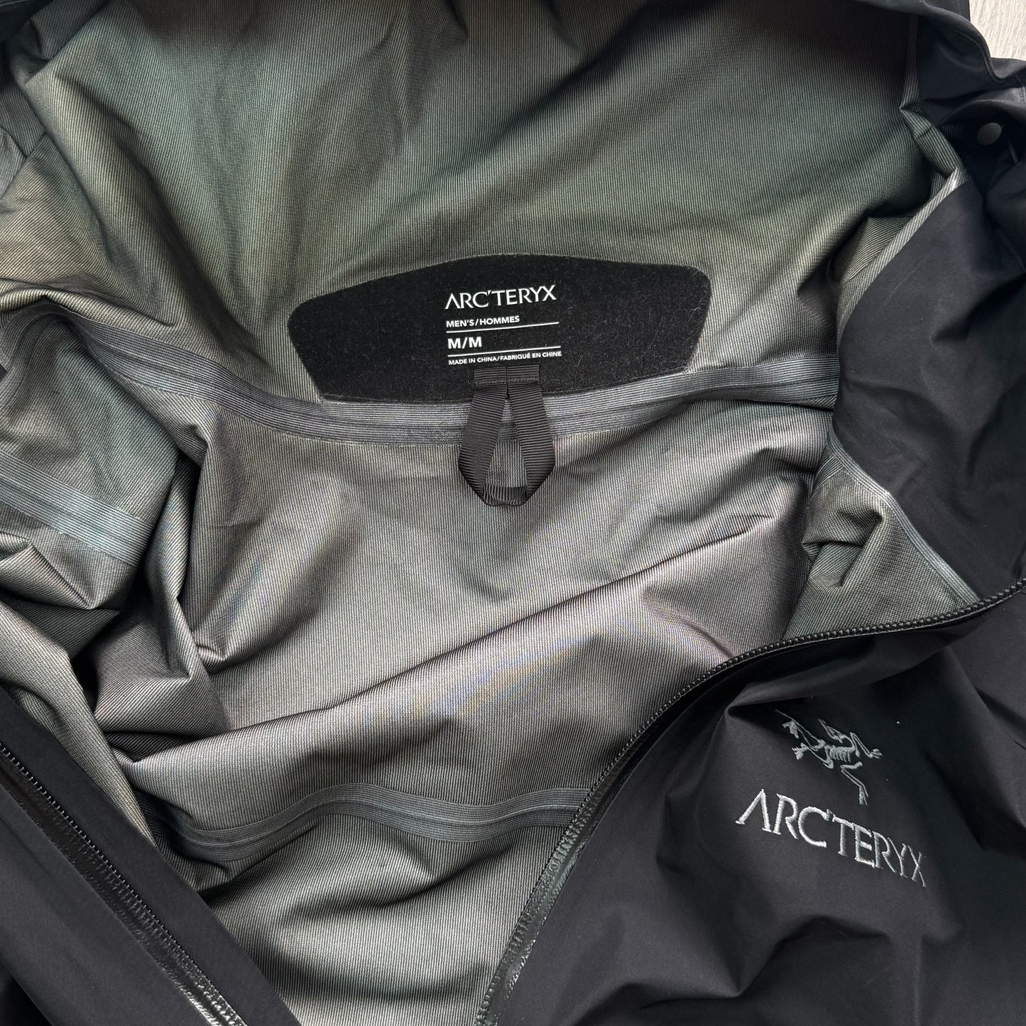 Arc'teryx Beta LT Gore-Tex Jacket Men's Medium Black RRP £550