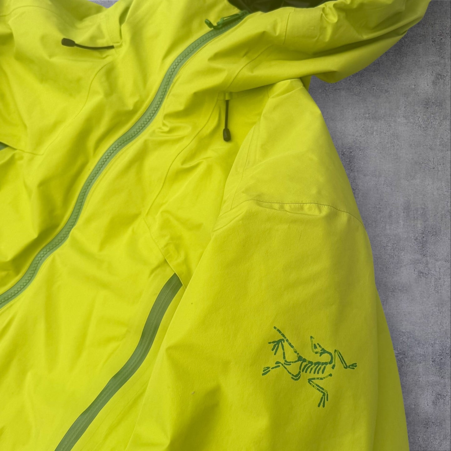 Arc’teryx Insulated GORE-TEX Jacket Yellow Size Large RRP £600+