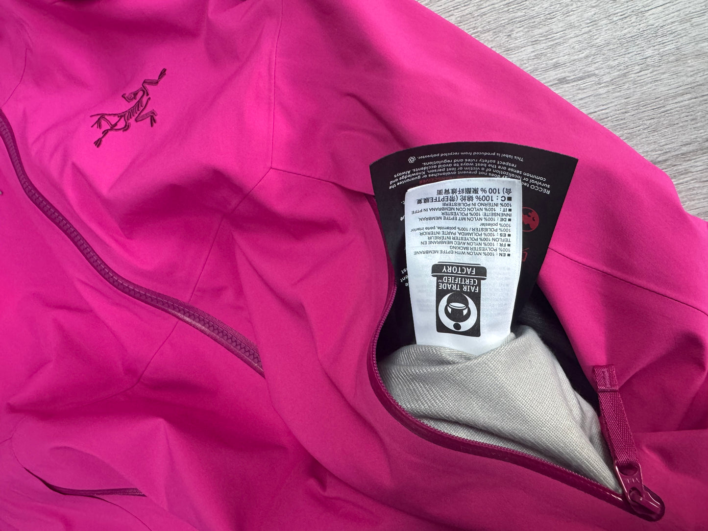 Arc’teryx Sentinal Goretex Ski Jacket Hot Pink Women’s Size Large RRP £600+