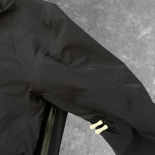 Arc'teryx Beta LT Gore-Tex Jacket Men's Medium Black RRP £550