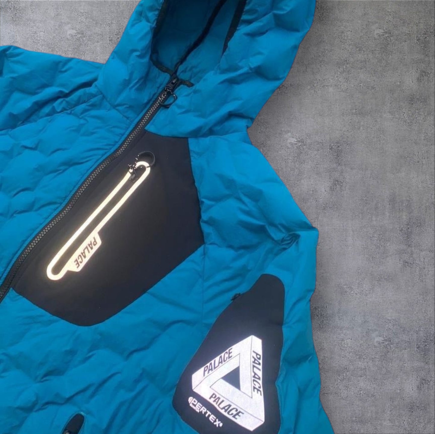 Palace Puffer Jacket Blue Size Large RRP £350+