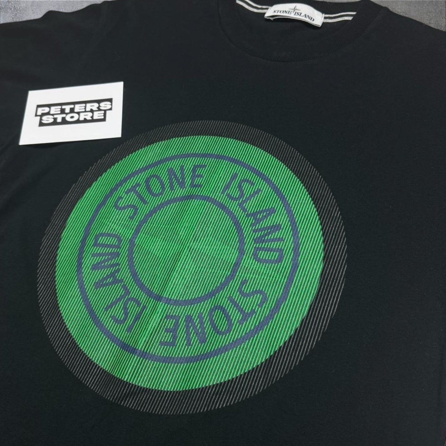 Stone Island T-Shirt Black Hologram Logo Size Medium RRP £160+