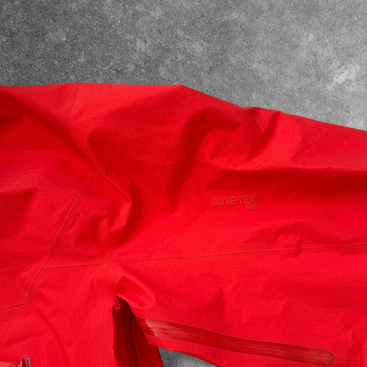 Arc'teryx Beta AR Jacket Gore-Tex Pro Red Men's Large RRP £650