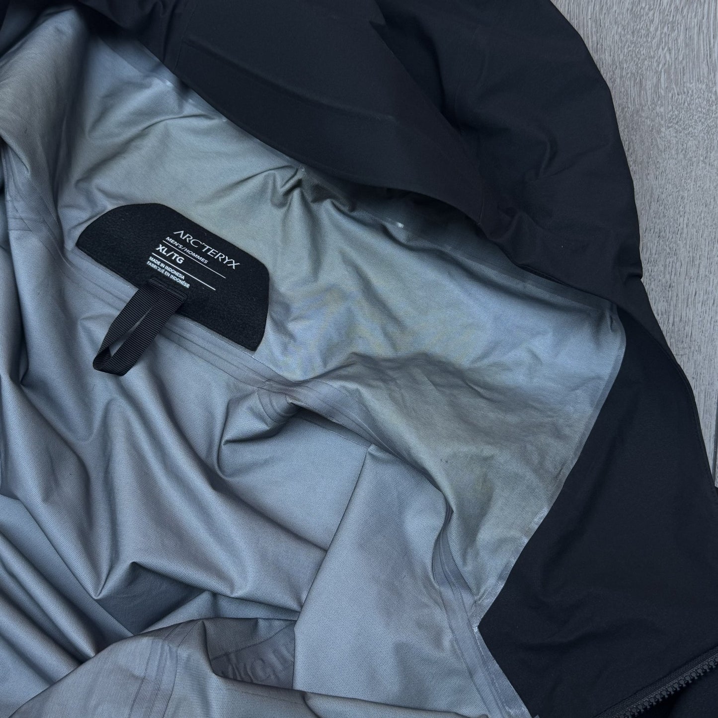 Arc'teryx Beta GORE-TEX Jacket XL Black RRP £350