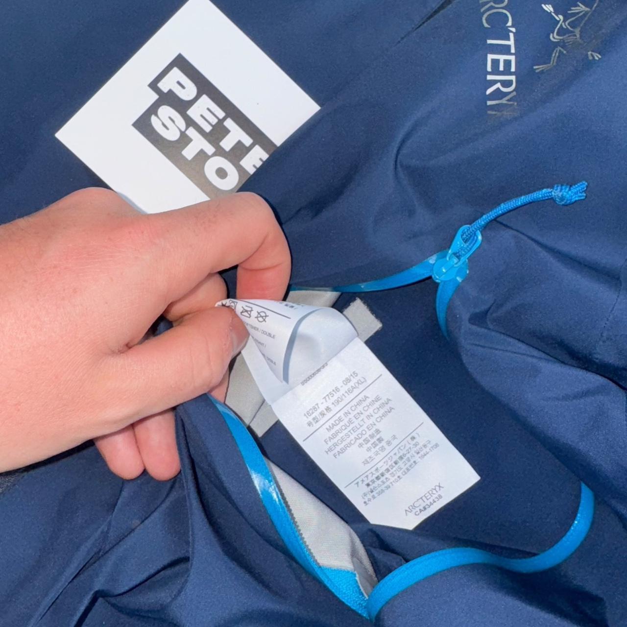 Arc’teryx Zeta LT Jacket Men’s XL Navy Gore-Tex Waterproof Shell RRP £400