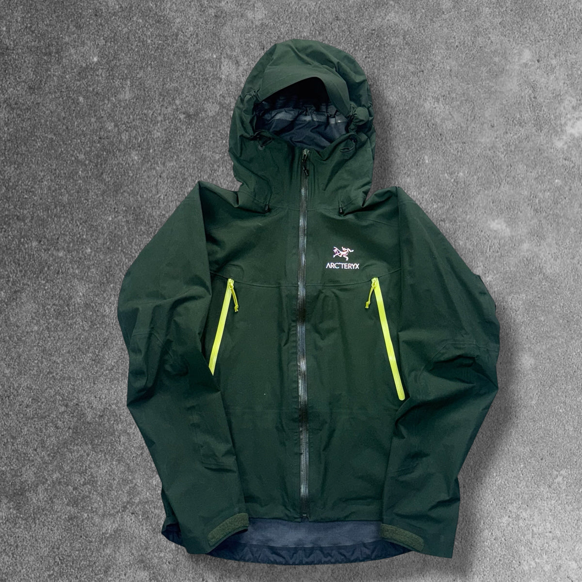 Arc'teryx Beta LT Large Dark Green Khaki Reflective RRP £550