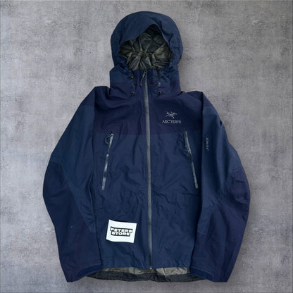 Vintage Arc’teryx Beta AR Goretex Jacket Dark Navy Large RRP £550