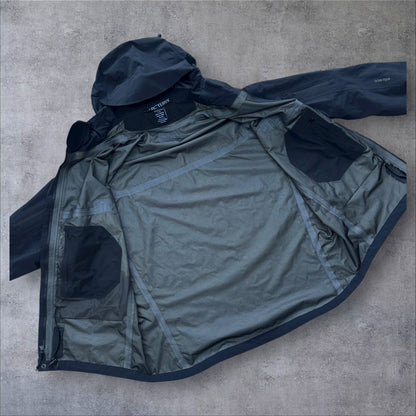 Arc’teryx LEAF Alpha Goretex Jacket Large RRP £800+