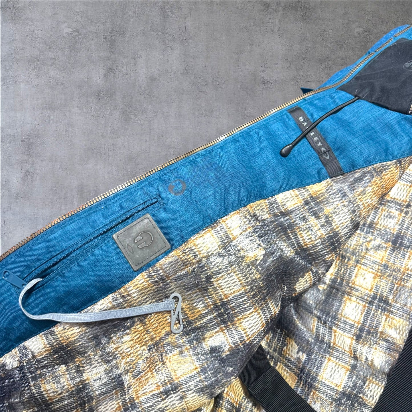 Oakley Ski Jacket Black Size Large RRP £350