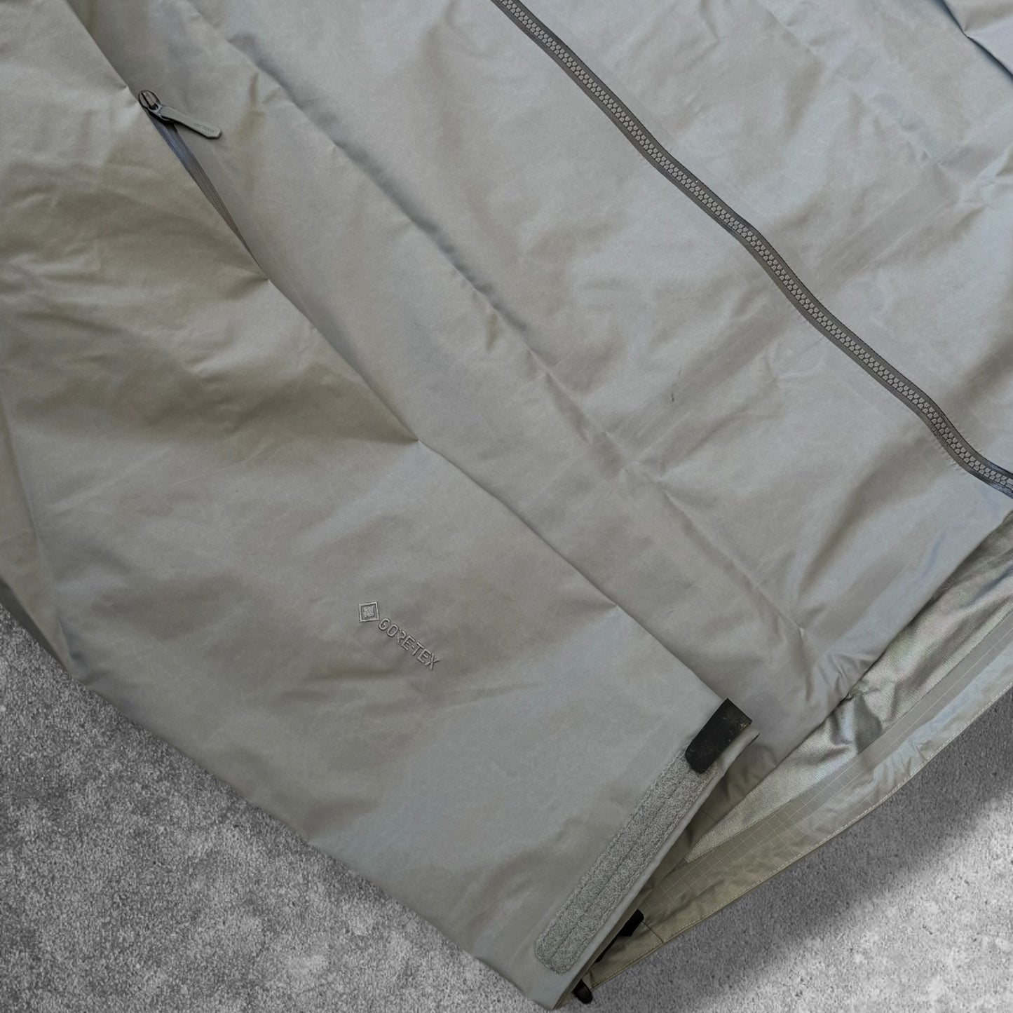 Arc'teryx Beta SL Gore-Tex Jacket Men's XL RRP £550