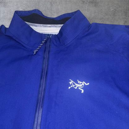 Arc’teryx Lightweight Goretex Jacket Medium Squid Ink Blue RRP £300