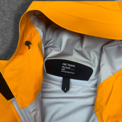 Arc'teryx Beta LT Gore-Tex Jacket Large RRP £550